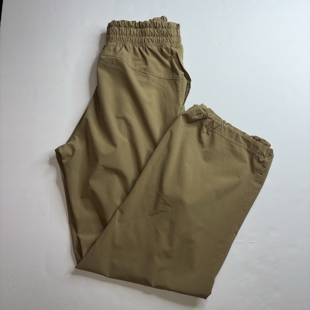 Under Armour Women's Rival Woven Cargo Pants Khaki Tan Size XS Relaxed Baggy